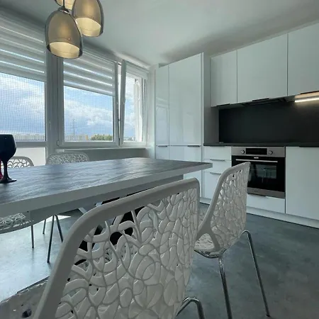 Apartment Przymorze Nadmorski Gdansk